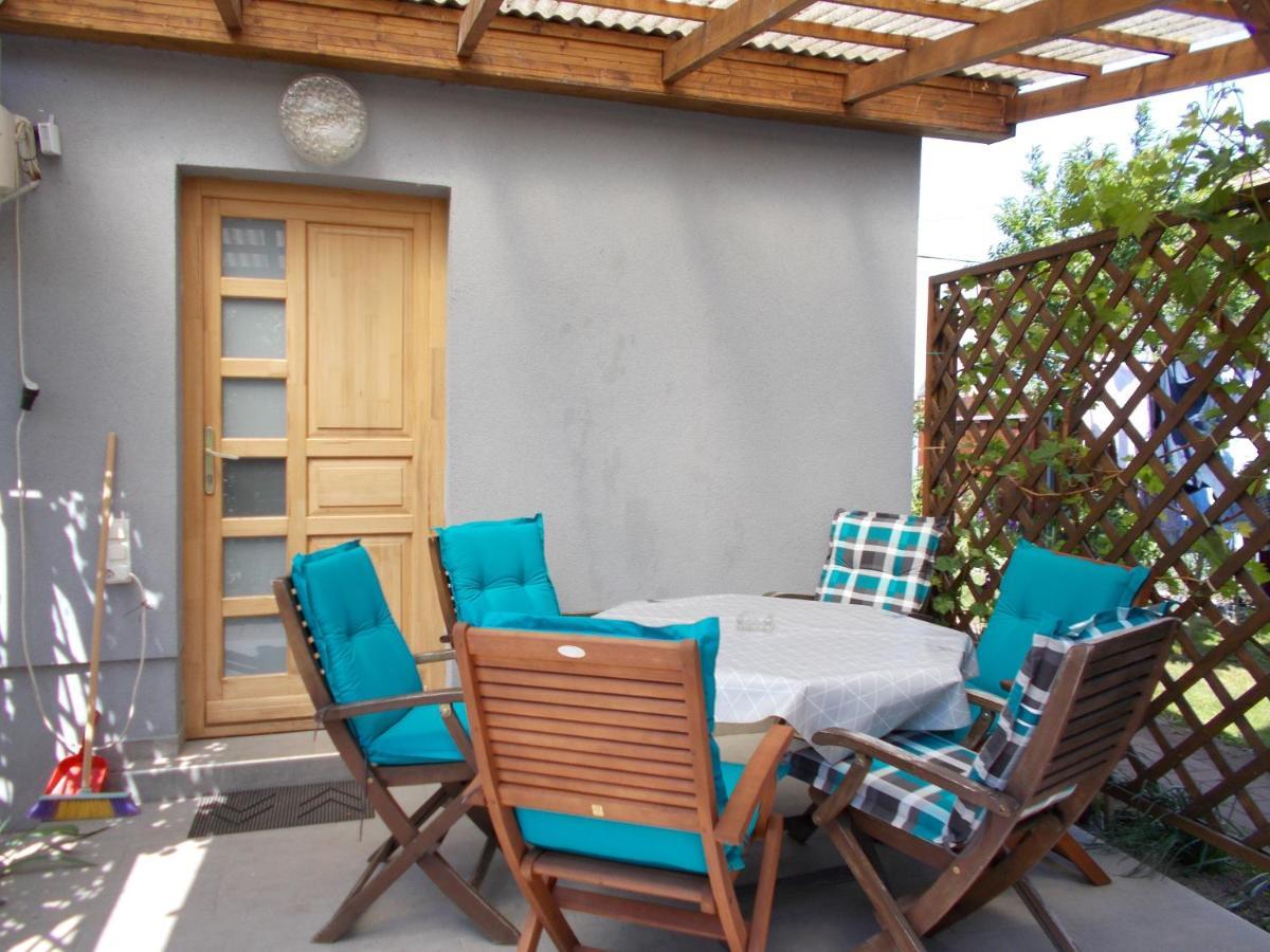 Lenart House 1 Villa Сиофок Екстериор снимка